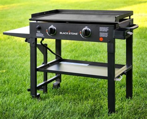 Create memories with family and friends with this 28 in. . Best flattop grill